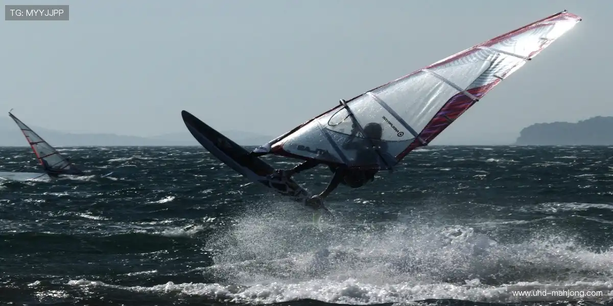 🌟明星解说同频热聊,为你解读每一个制胜细节!🎤🔥